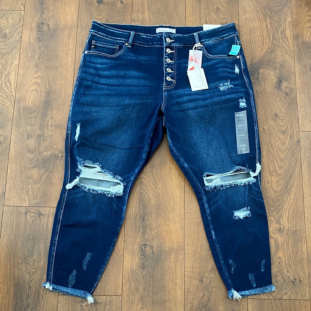KanCan Skinny Curvy High Rise Frayed Hem Jean size 20 Distressed Button Fly NWT